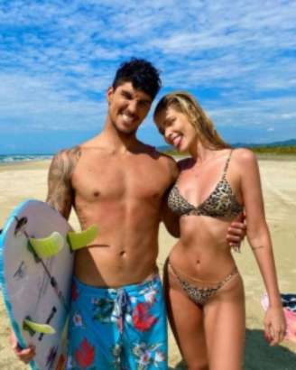 Gabriel Medina e Yasmin Brunet se casaram no Havaí, em janeiro (Reprodução Instagram)