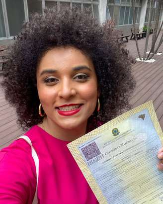 Gabriela Augusto retificação de documentos mulher trans