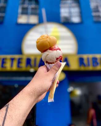 Sorveteria da Ribeira, em Salvador, tem tradição de 92 anos