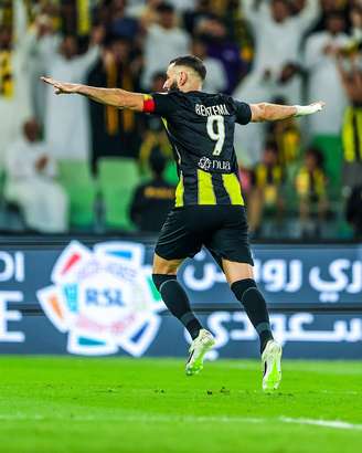 Benzema deu show na vitória do Al-Ittihad sobre o Abha no Campeonato Saudita