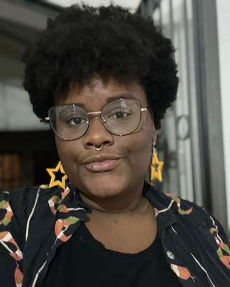 Nick Nagari sente que, muitas vezes, as pessoas bissexuais precisam ficar se justificando