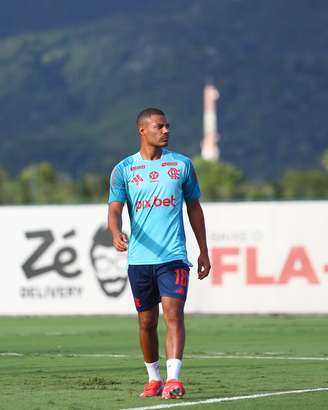 De la Cruz em treino pelo Flamengo. 