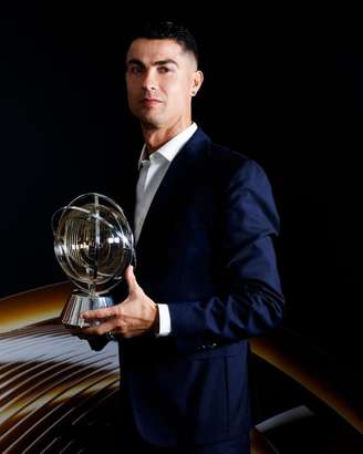 Cristiano Ronaldo diz que ainda não pensa em aposentadoria, mesmo com pressão da família