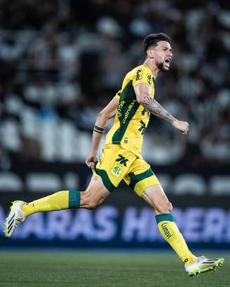 Jemmes será reforço do Fluminense para 2026.