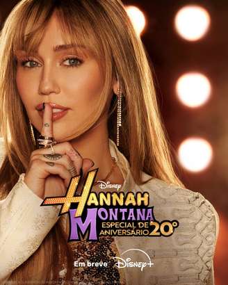 Miley Cyrus retoma visual de Hannah Montana em apresentação com plateia no especial de 20 anos