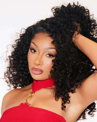 Cantora foi hospitalizada em Nova York após apresentação de Moulin Rouge! The Musical