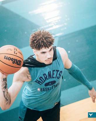 LaMelo Ball é o comandante na reconstrução da franquia 