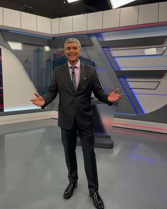 Joel Datena anuncia retorno ao 'Brasil Urgente' após cirurgia na coluna