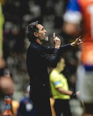 Eduardo Domínguez, treinador do Atlético-MG 