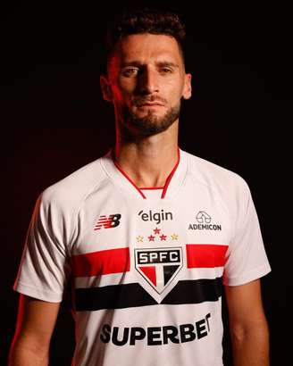 São Paulo acertou a contratação do zagueiro Domingos Duarte, de 31 anos