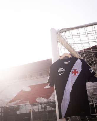 Camisa do Vasco em São Januário. 