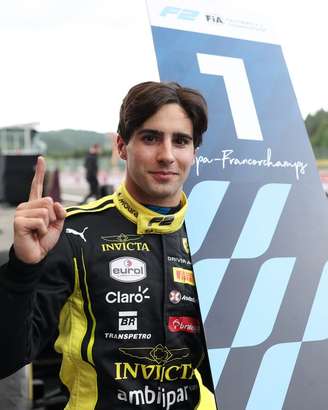Rafael Câmara, piloto brasileiro que compete na Fórmula 2