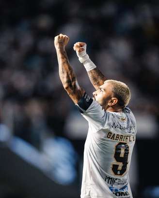 Gabigol foi decisivo na vitória do Santos sobre o Atlético Mineiro.