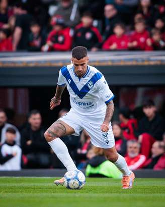 Lateral Emmanuel Mammana, do Vélez Sarsfield. 
