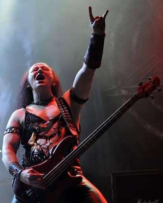 Baixista e vocalista da banda Venom por mais de quatro décadas, Cronos Lant morreu aos 63 anos