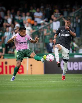 Coritiba x Botafogo no Couto Pereira 