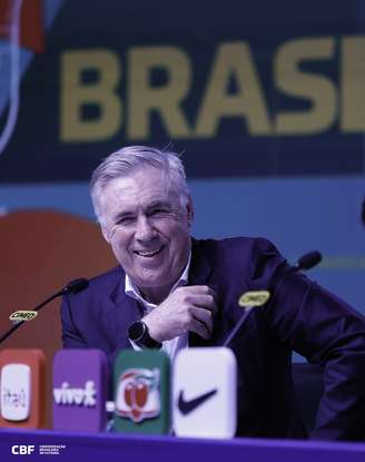 Carlo Ancelotti durante coletiva de imprensa 