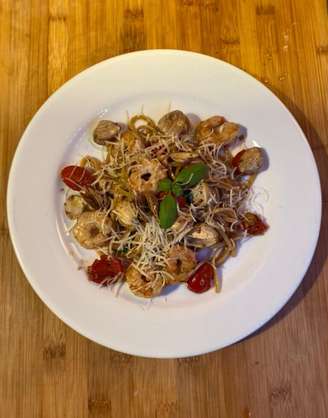 Guia da Cozinha - Linguine com frutos do mar: uma refeição rápida e sofisticada