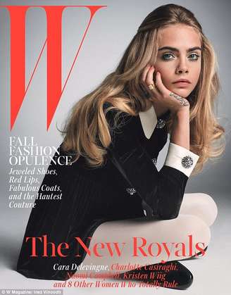 <p>Cara Delevingne na capa da W Magazine </p>