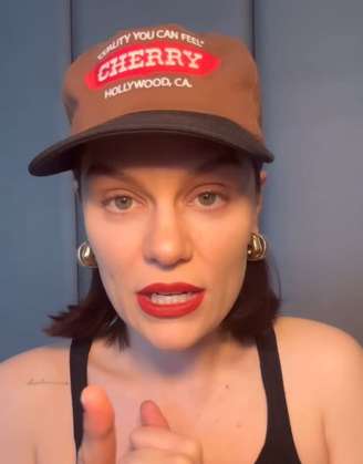 Jessie J passará por cirurgia após ser diagnosticada por câncer de mama