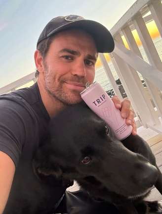 Paul Wesley, o Stefan de 'The Vampire Diaries', faz post em solidariedade ao caso do cachorro Orelha.