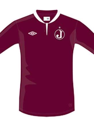Na tradicional cor grená, uniforme do Juventus terá escudo comemorativo pela segunda divisão de 1983