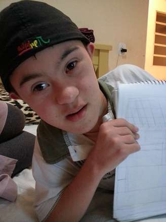 Matheus do Amaral participou da pesquisa da Apae de São Paulo