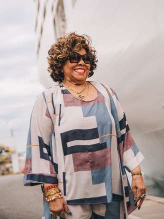 Alcione formou-se professora primária e atuou no Maranhão por curto período, introduzindo de forma pioneira o canto e os instrumentos musicais.