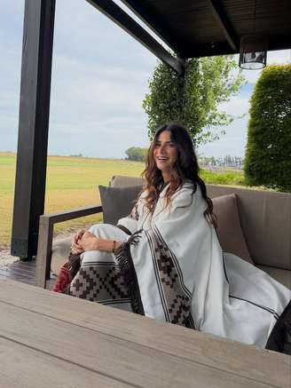 A atriz e modelo Thaila Ayala.