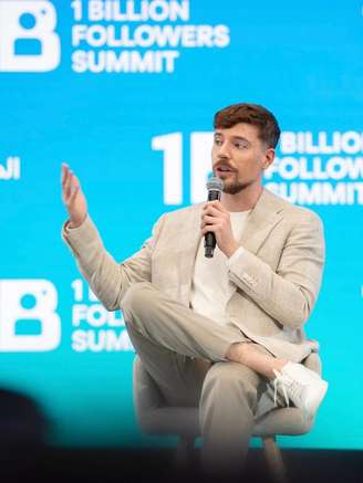 Empresa de MrBeast nega denúncias e diz ter provas contra ex-funcionária brasileira
