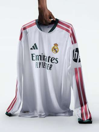 Nova camisa do Real Madrid apresenta detalhes em verde e rosa – Divulgação/Real Madrid