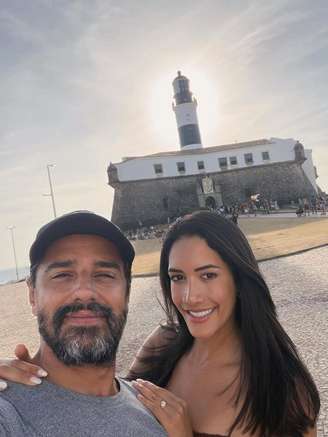 Alberto Cowboy e a esposa, Priscilla Monroy