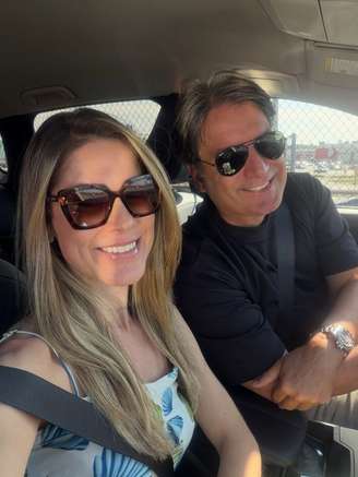 Jacqueline Brazil faz viagem aos EUA para rever Luiz Carlos Jr.