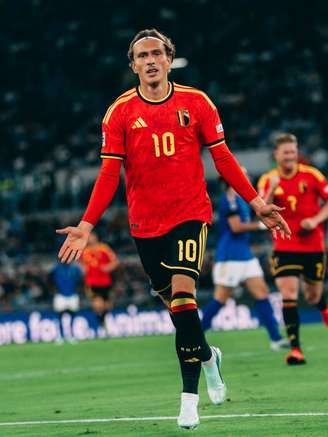 Godts comemorando o primeiro gol da Bélgica 