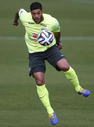 Hulk durante treino da seleção em Teresópolis. 09/12/2014.