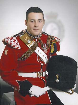 <p>O soldado Lee Rigby foi morto a golpes de facão em Londres</p>