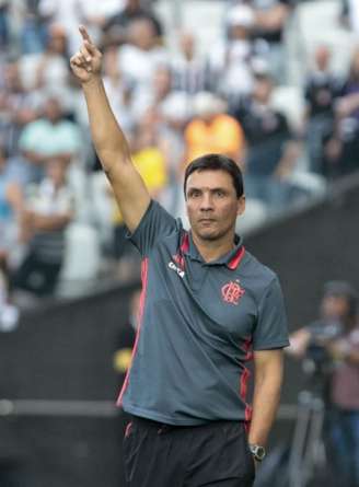 
                        
                        
                    Zé Ricardo foi efetivado no comando do Flamengo (Foto: Miguel Schincariol/Lancepress!)