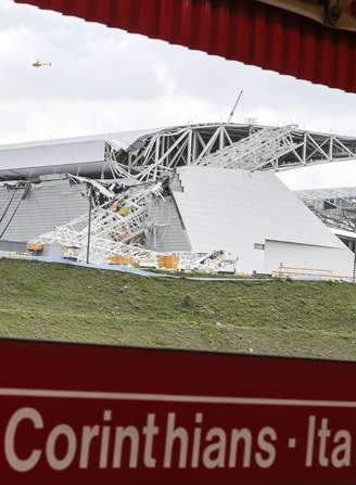 Estádio está sendo construído próximo da estação Corinthians-Itaquera, da linha 3-Vermelha do metrô 