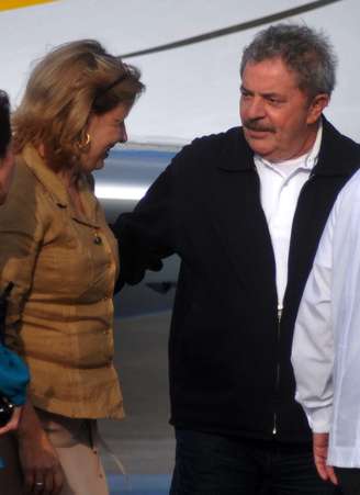 Lula é recebido por Ana Teresa González Fraga, vice-chanceler cubana