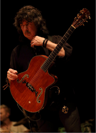 Ritchie Blackmore durante apresentação em Stuttgart, na Alemanha, em 2013