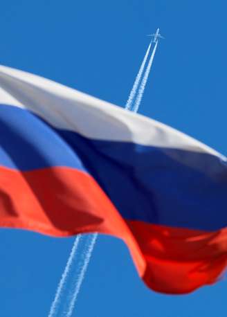 Bandeira da Rússia nos arredores de Krasnoyarsk
27/03/2019 REUTERS/Ilya Naymushin
