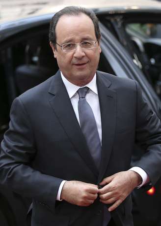 <p>François Hollande, anunciou nesta sexta-feira que não vai autorizar a "barriga de aluguel"</p>