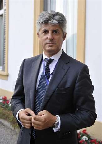 <p>O presidente-executivo da Telecom Italia, Marco Patuano realizou visita na filial da Vivendi para fazer a proposta</p>