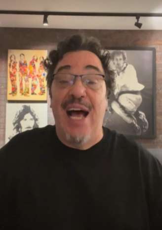 Casagrande critica postura de Romário