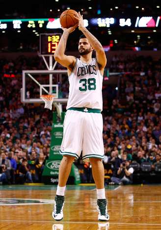 <p>Vitor Faverani deixou o Boston Celtics</p>