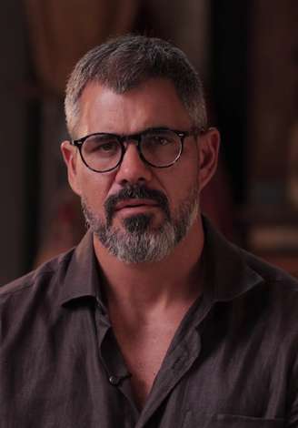 Juliano Cazarré anuncia encontro de homens com palestras sobre masculinidade e recebe críticas: 'Criatura incompreensível'