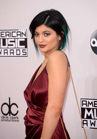 Kylie Jenner declara apoio ao pai Bruce Jenner