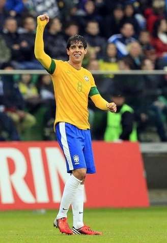 Kaká comemora gol do Brasil em amistoso contra o Japão, em 16 de outubro de 2012.