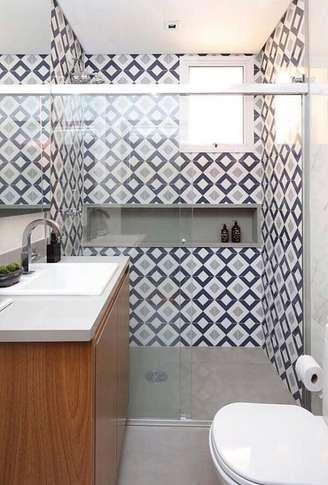1. Avalie o tamanho do banheiro para acertar na escolha das cubas de sobrepor. Fonte: Pinterest