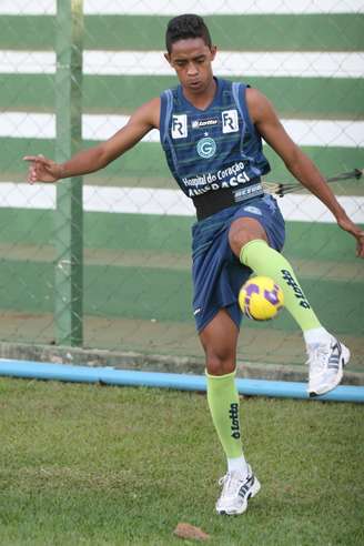 <p>Jovem Felipe Amorim foi revelado pelo Goiás</p>